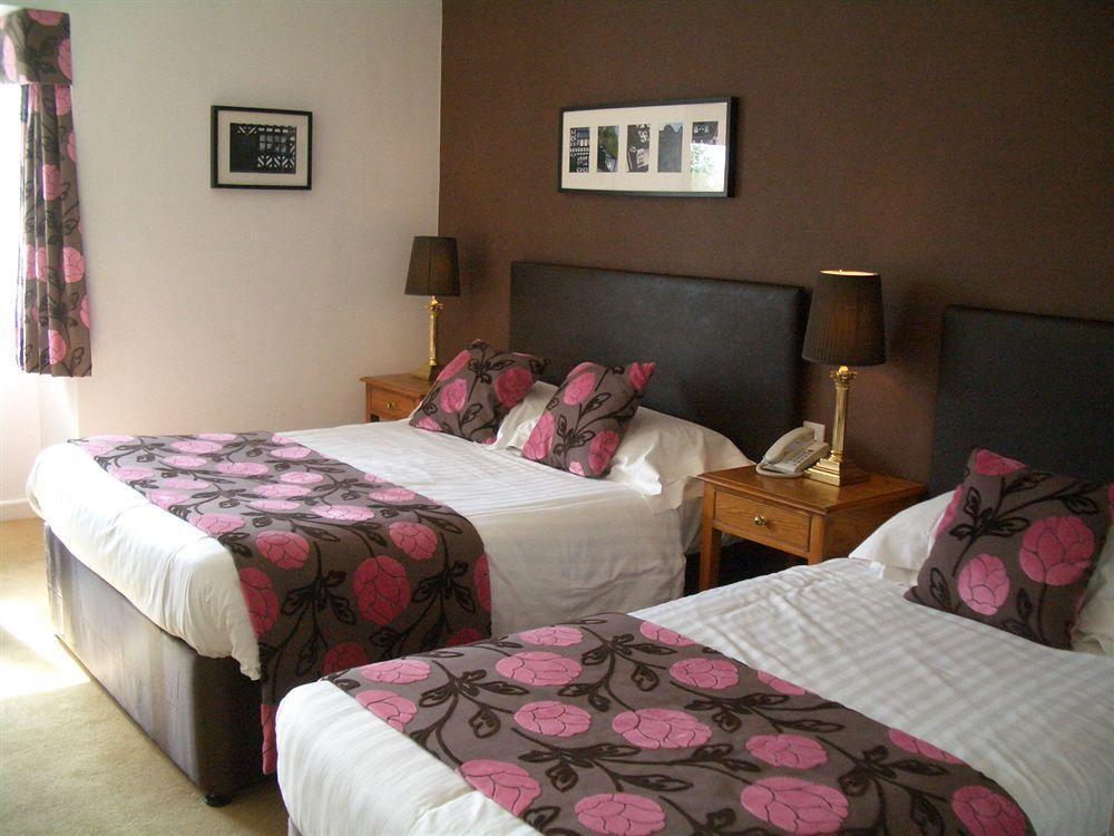 Wild Boar Hotel Beeston  Exteriör bild
